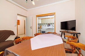 Apartments Josip R