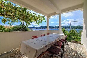 Apartments Josip R