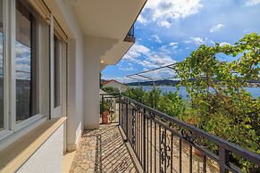 Apartments Josip R