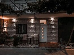 House Mili