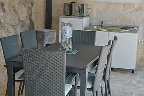 House Mili