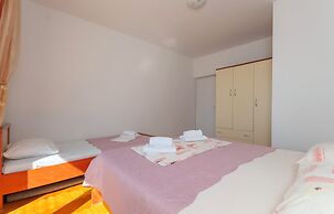 Apartment Karlo