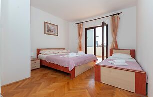 Apartment Karlo