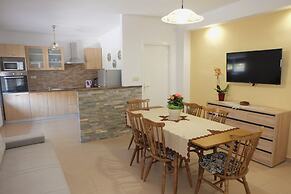 House Dragica