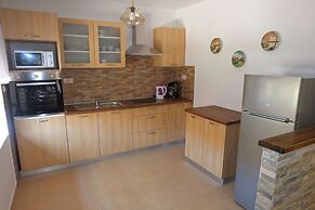 House Dragica