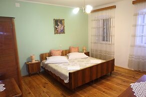 House Dragica