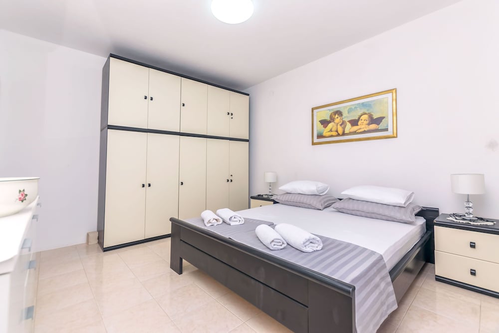 Apartments Paco
