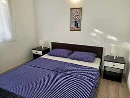 Apartments Mare Family Only