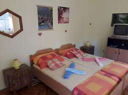 Apartments Dari