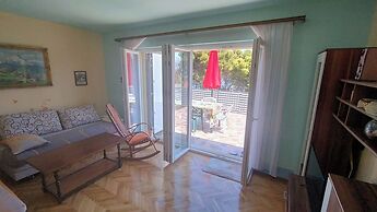 Apartments Dari