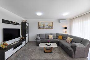 Apartment Sole