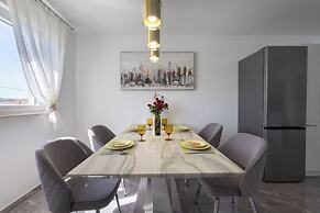 Apartment Sole