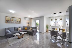 Apartment Sole