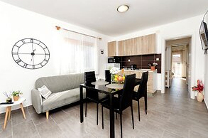 Apartments Sunny Corner