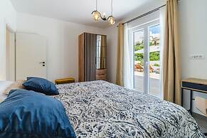 House Villa Gold