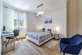 House Villa Gold