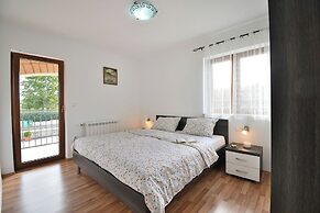 Apartment Nina