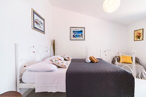 Apartments Villa Smokvina