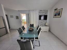 Apartments Villa Smokvina