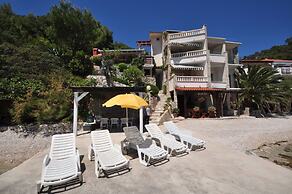 Apartments Villa Smokvina