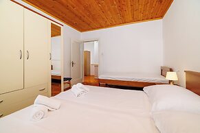 Apartment Mima
