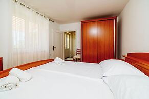 Apartment Mima