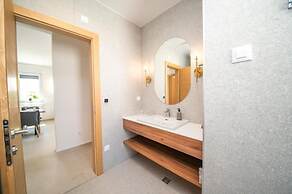 Apartments Vrsi