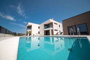 Apartments Vrsi