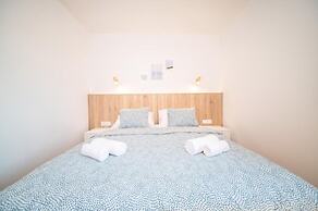Apartments Vrsi