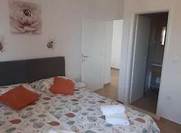 Apartments Dobrila