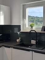 Apartment Silver Shine
