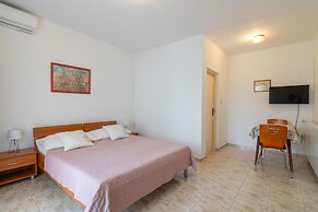 Apartments Ip