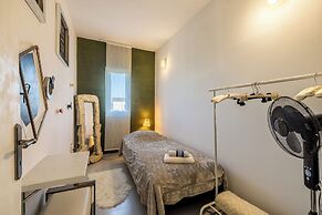 Apartments Holiday Home Book