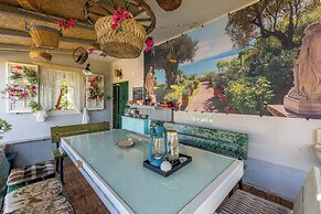 Apartments Holiday Home Book