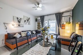 Apartments Holiday Home Book
