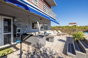 Apartments Holiday Home Book