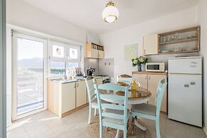 Apartments Holiday Home Book
