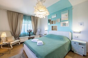 Apartments Holiday Home Book