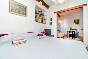 Room Biljana