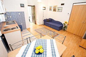 Apartments Miro