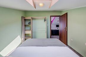 Apartments Deepwater
