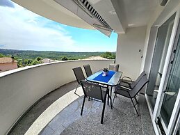Apartment Letica