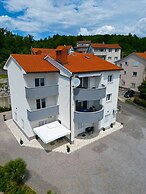 Apartment Letica