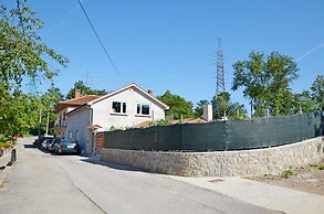 House Midas
