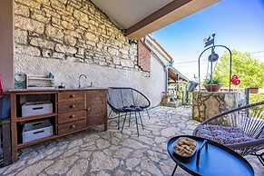 House Kacana