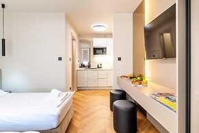 Apartments Centre In Stone House