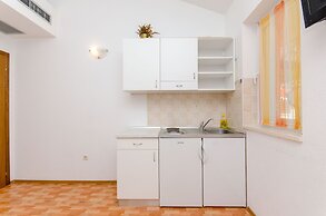 Apartments and Rooms Roso