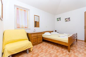 Apartments and Rooms Roso