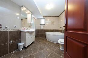 Apartment Arte