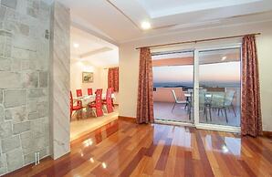 Apartment Arte